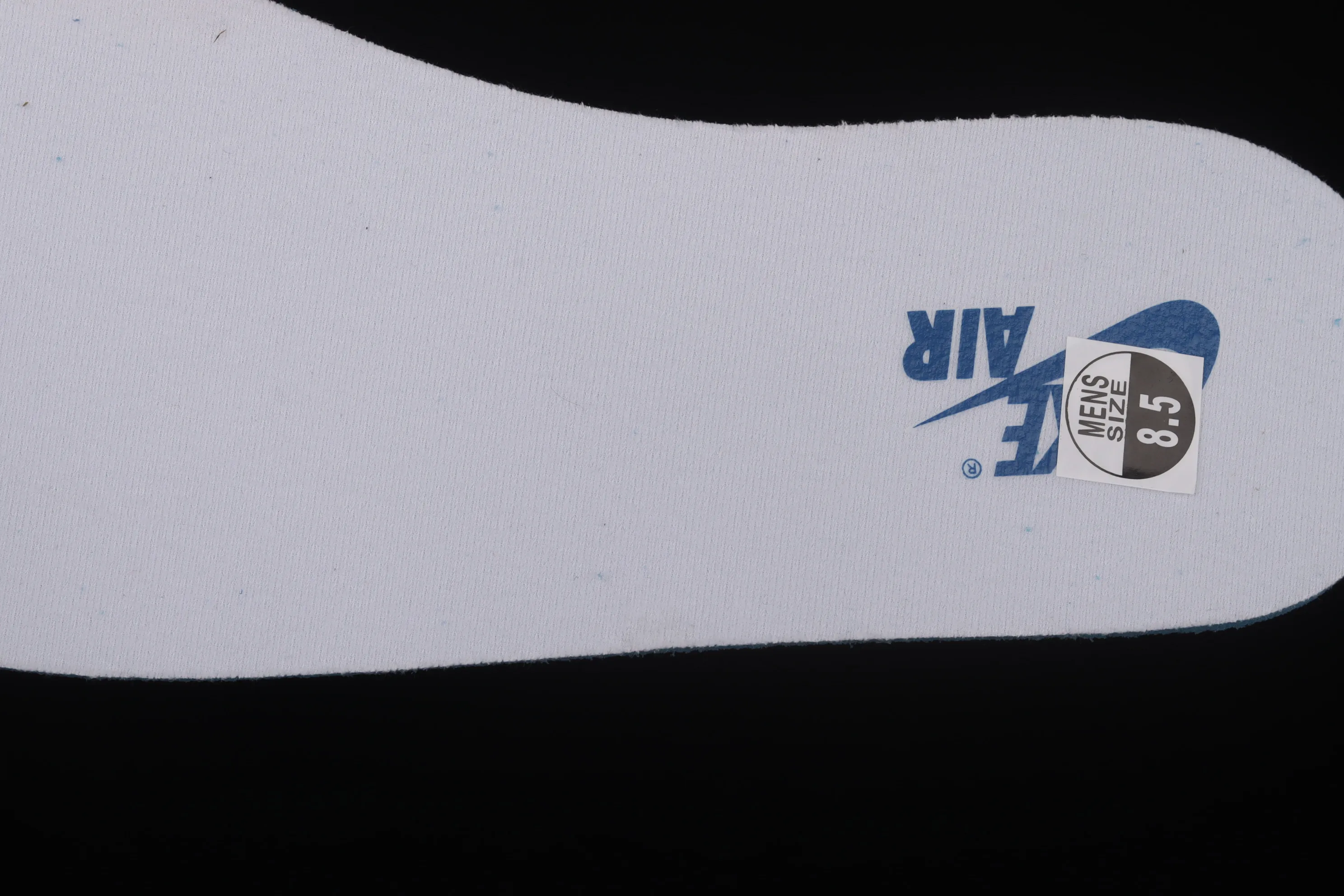 All categories Air Jordan Jordan series basketball shoes Air Jordan 1 High L version Air Jordan AJ1 High Retro AJ1 Joe 1 Royal Blue 2.0 high-top basketball shoes 555088-404